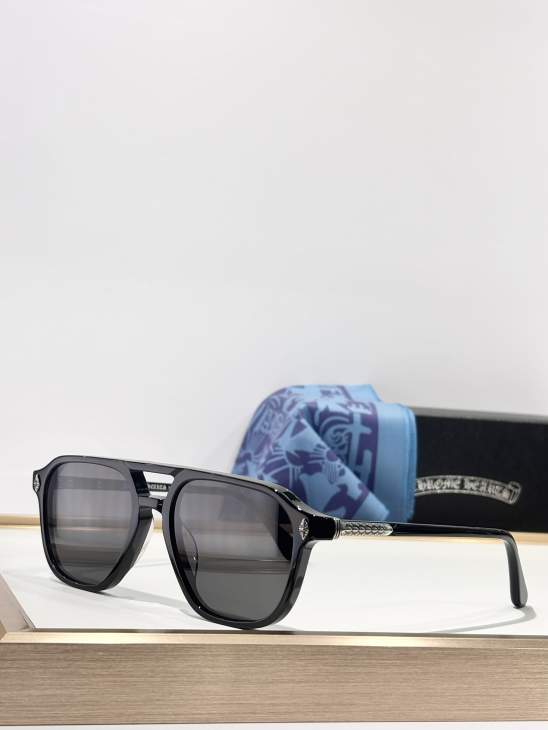 Picture of Chrome Hearts Sunglasses _SKUfw76989000fw